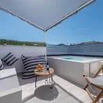 Adonis Luxury Village Apartment Pefkochori