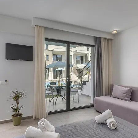 Adonis Luxury Village *