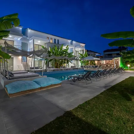 Adonis Luxury Village Apartment *